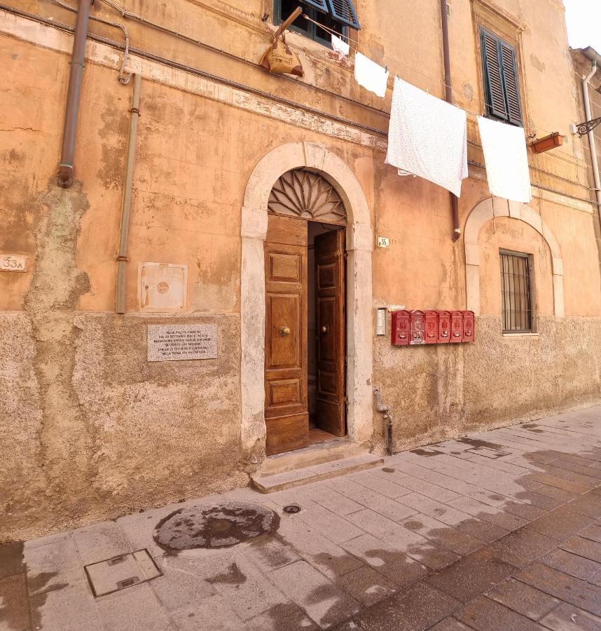 Onda Blu - Bilocale Con Aria Condizionata A Due Passi Dal Castello E Dal Torrione E Rivellino Leilighet Piombino Eksteriør bilde